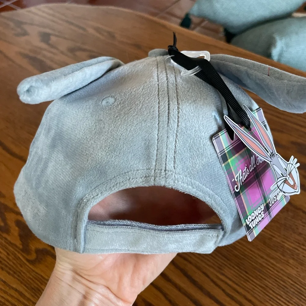Looney Tunes Justice Bugs Bunny Plush Light Gray Baseball Cap